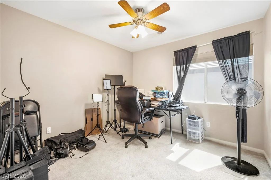 8512 Raindrop Canyon, Las Vegas, NV 89129