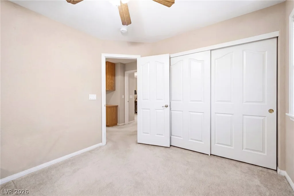 8512 Raindrop Canyon, Las Vegas, NV 89129