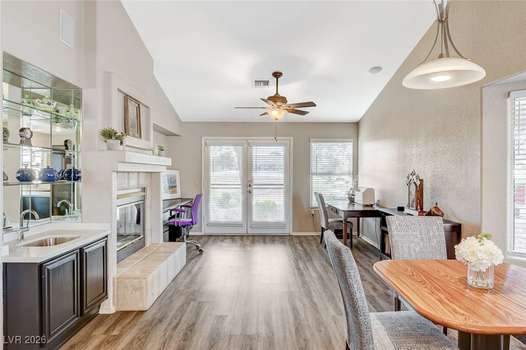 8805 Litchfield, Las Vegas, NV 89134