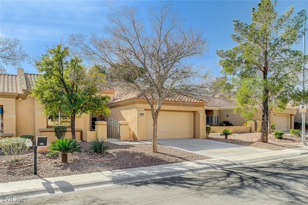 8805 Litchfield, Las Vegas, NV 89134