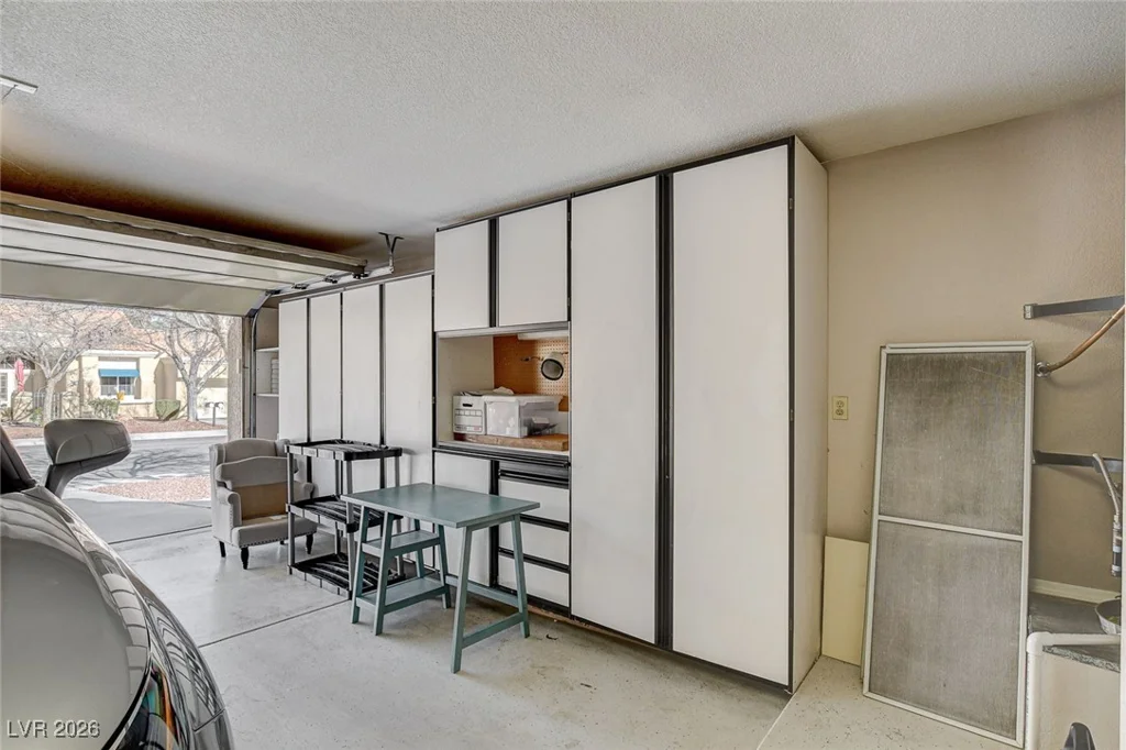 8805 Litchfield, Las Vegas, NV 89134
