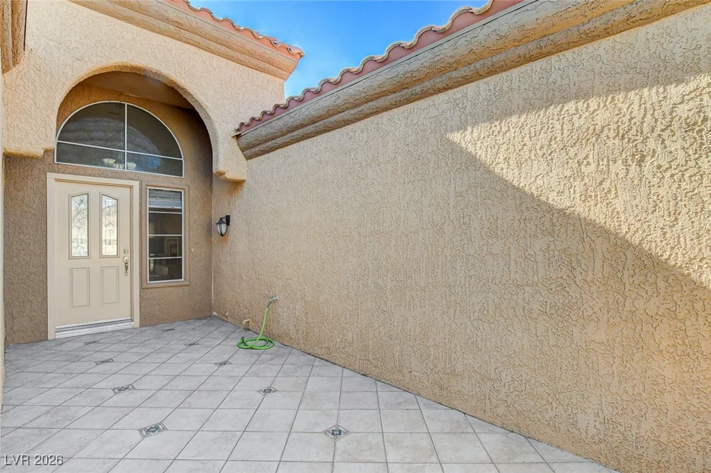 8805 Litchfield, Las Vegas, NV 89134