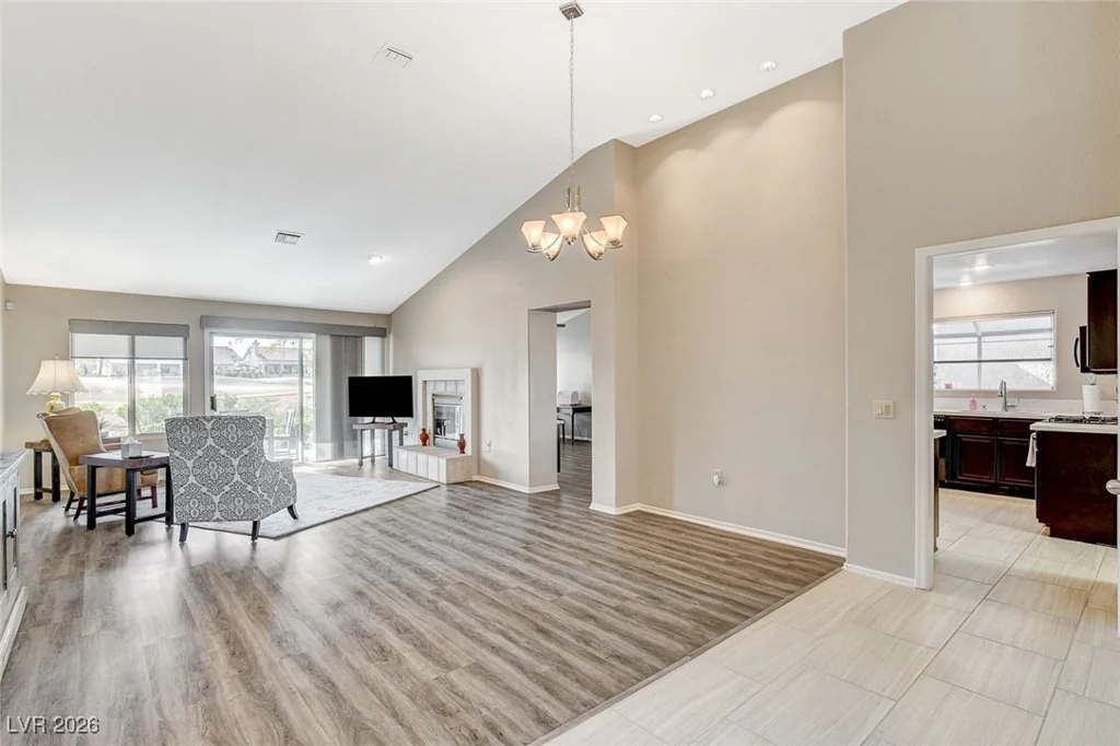 8805 Litchfield, Las Vegas, NV 89134