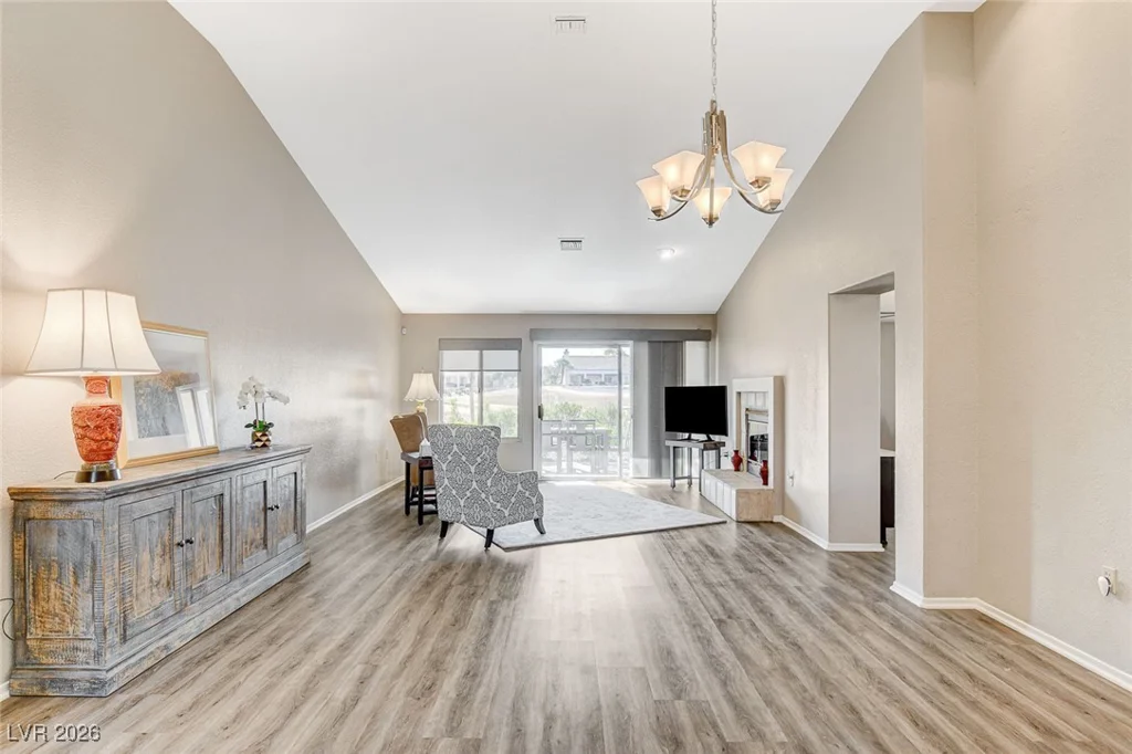 8805 Litchfield, Las Vegas, NV 89134