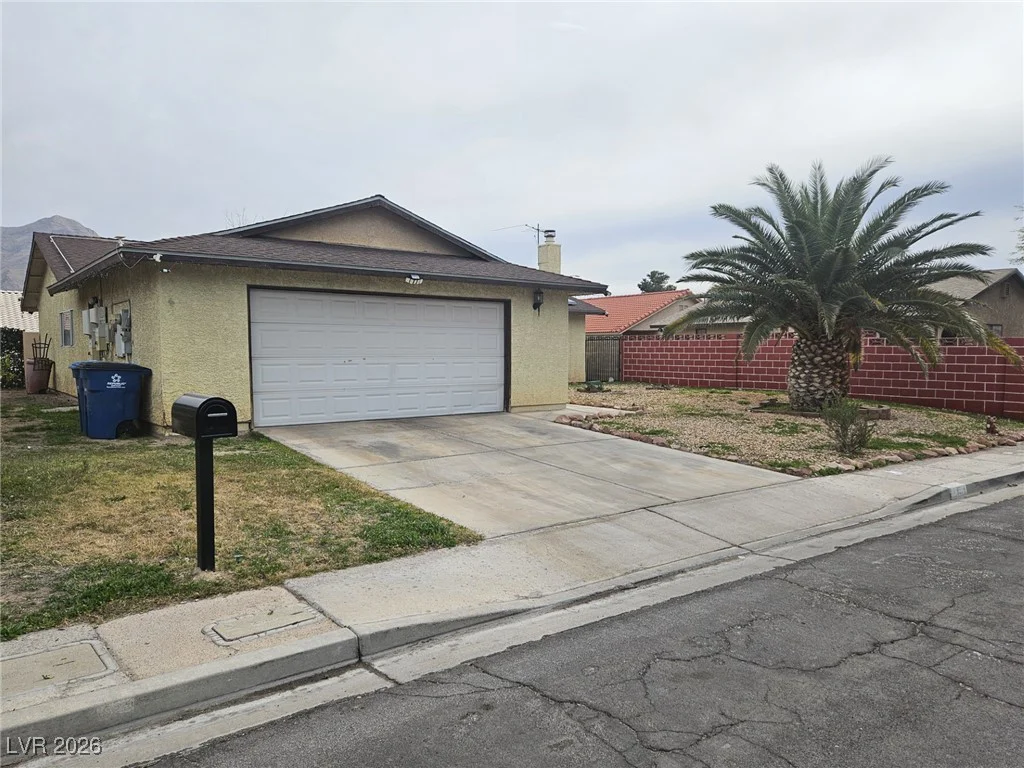 1814 Henson, Las Vegas, NV 89156