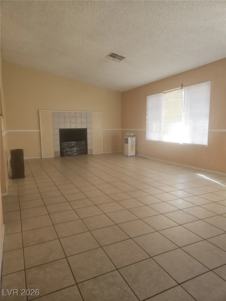 1814 Henson, Las Vegas, NV 89156