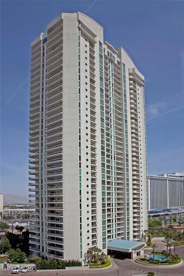 2877 Paradise, Las Vegas, NV 89109