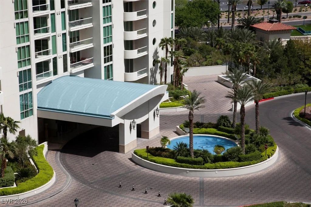 2877 Paradise, Las Vegas, NV 89109