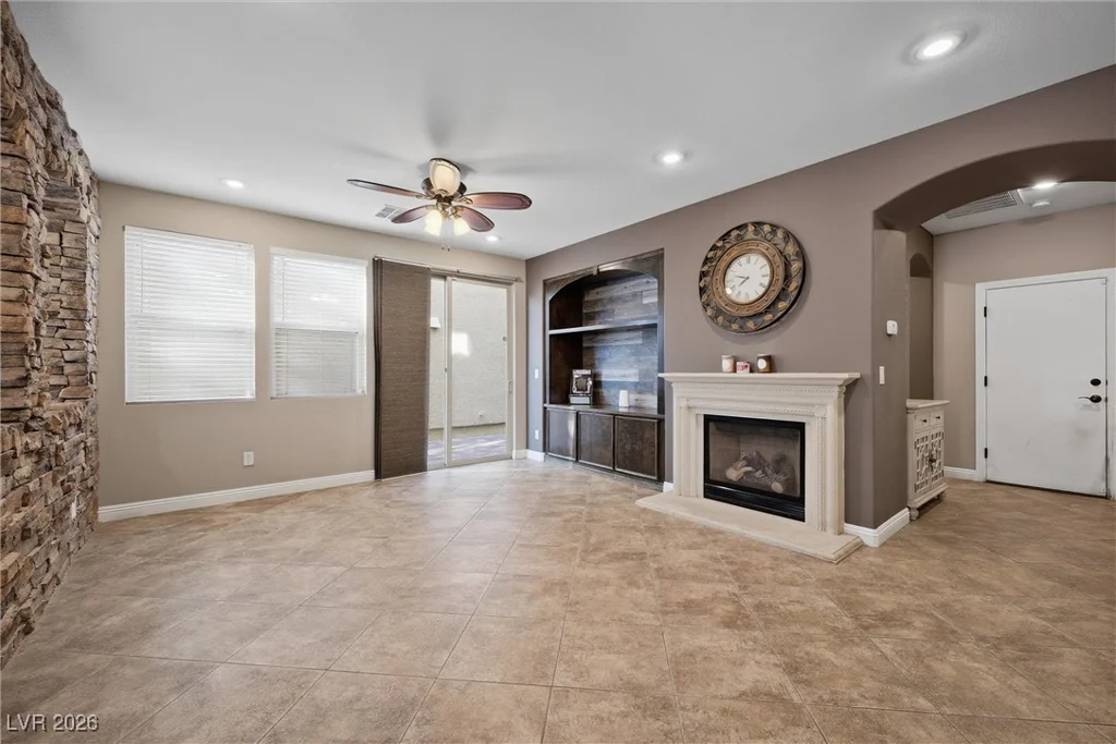 6927 Cook Inlet, Las Vegas, NV 89179