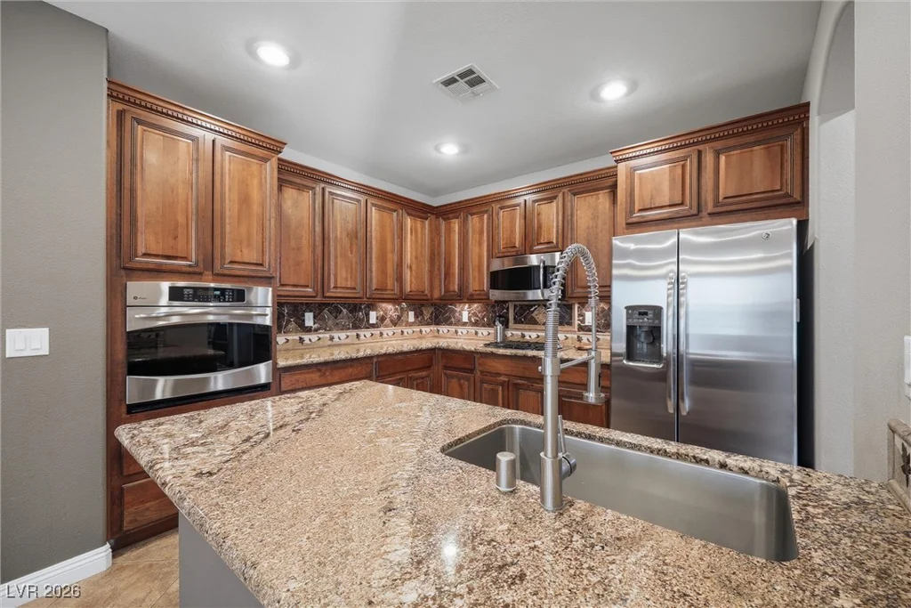 6927 Cook Inlet, Las Vegas, NV 89179