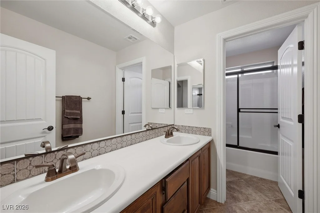 6927 Cook Inlet, Las Vegas, NV 89179