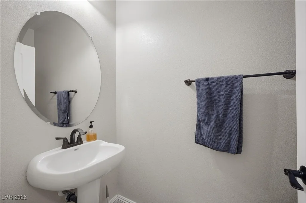 6927 Cook Inlet, Las Vegas, NV 89179