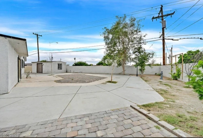 905 Vaughn, Las Vegas, NV 89101