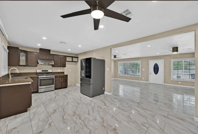 905 Vaughn, Las Vegas, NV 89101