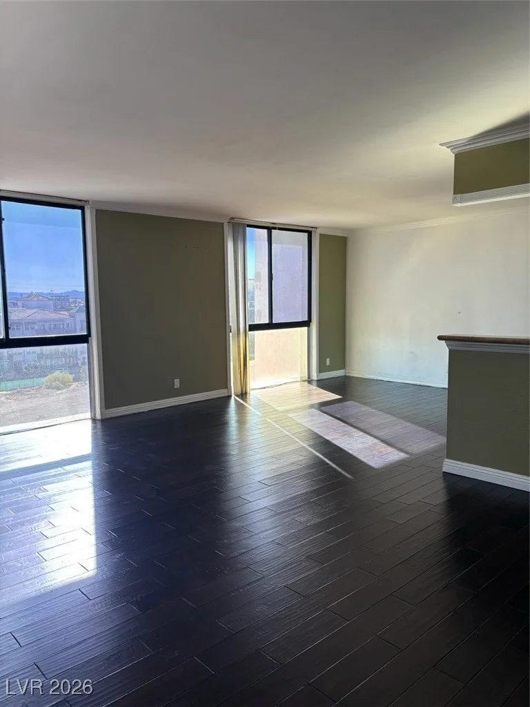 3930 University Center, Las Vegas, NV 89119