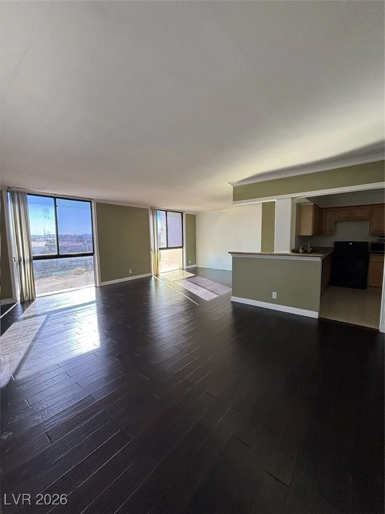 3930 University Center, Las Vegas, NV 89119