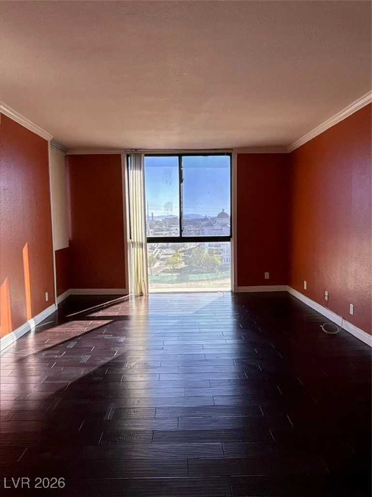 3930 University Center, Las Vegas, NV 89119
