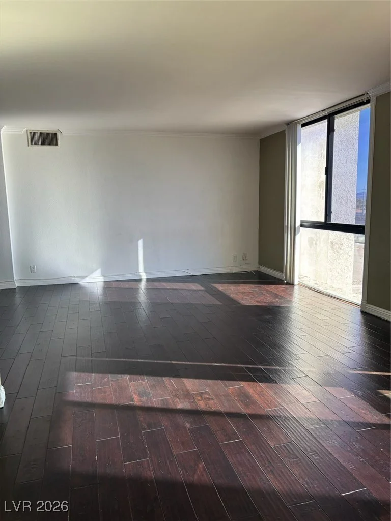 3930 University Center, Las Vegas, NV 89119