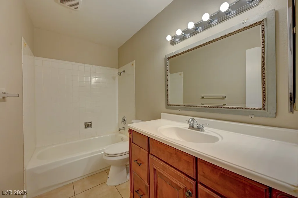 4329 Salamanca, Las Vegas, NV 89121