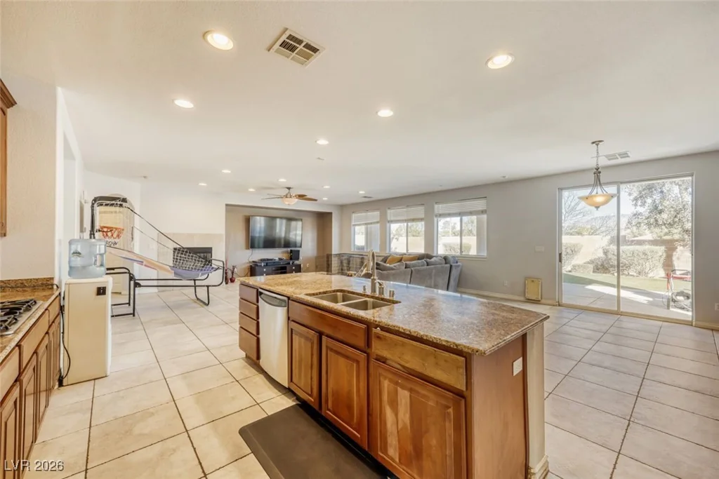 6320 Thunder Blitz, Las Vegas, NV 89131
