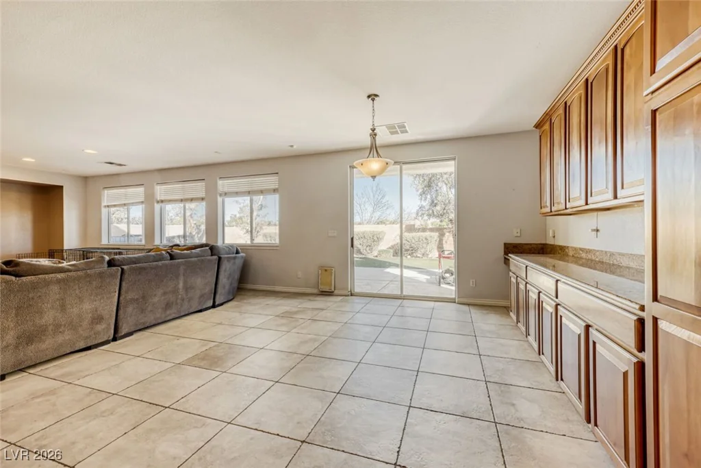 6320 Thunder Blitz, Las Vegas, NV 89131