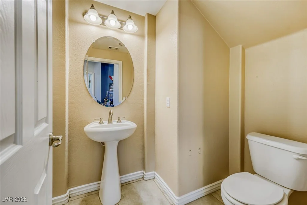6320 Thunder Blitz, Las Vegas, NV 89131