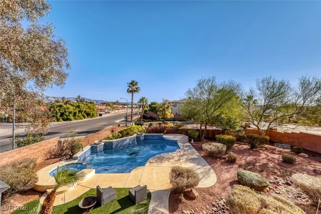 6320 Thunder Blitz, Las Vegas, NV 89131
