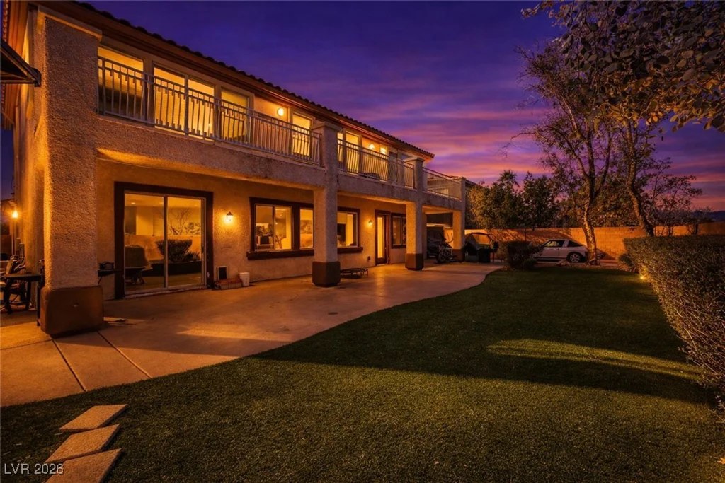 6320 Thunder Blitz, Las Vegas, NV 89131