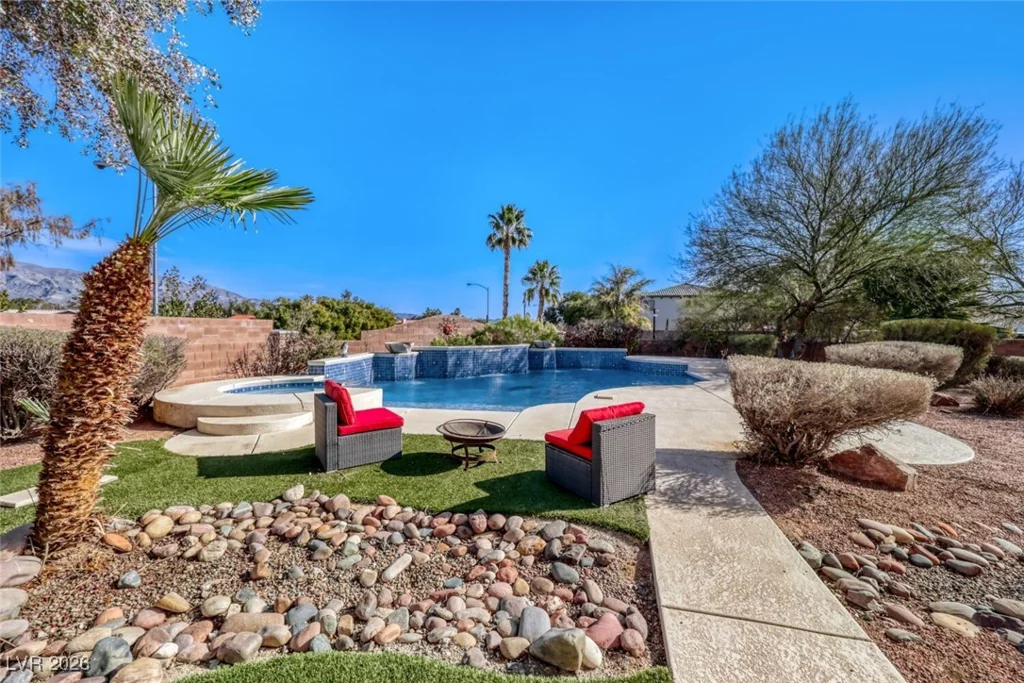 6320 Thunder Blitz, Las Vegas, NV 89131
