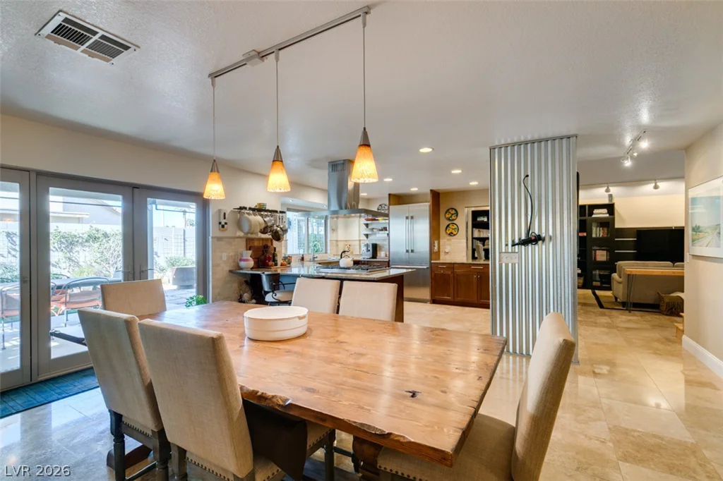 341 Simon Bolivar, Henderson, NV 89014