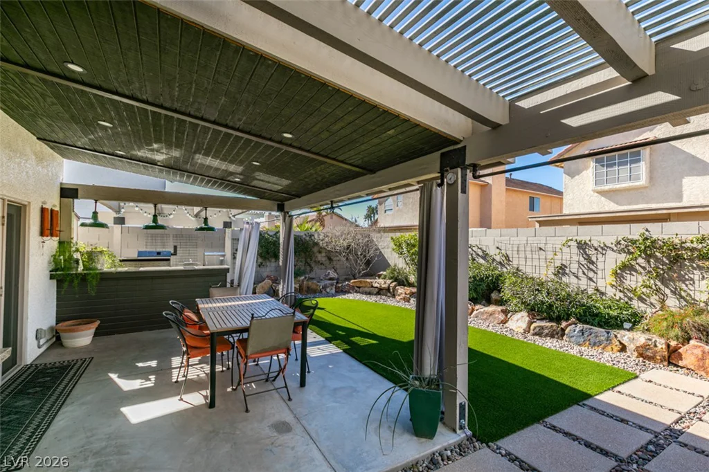 341 Simon Bolivar, Henderson, NV 89014