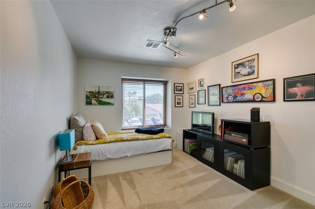 341 Simon Bolivar, Henderson, NV 89014