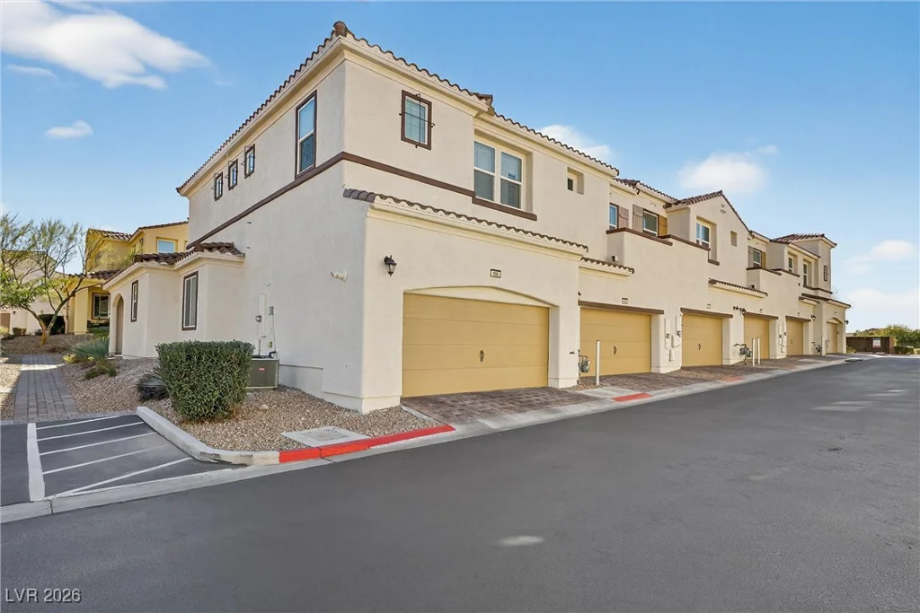 988 Via Panfilo, Henderson, NV 89011
