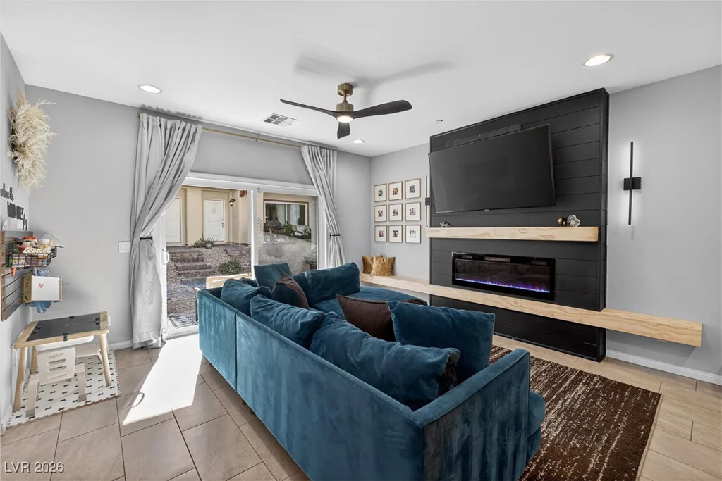 988 Via Panfilo, Henderson, NV 89011