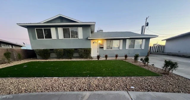 6213 Fairwood, Las Vegas, NV 89107
