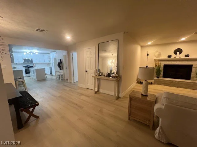 6213 Fairwood, Las Vegas, NV 89107