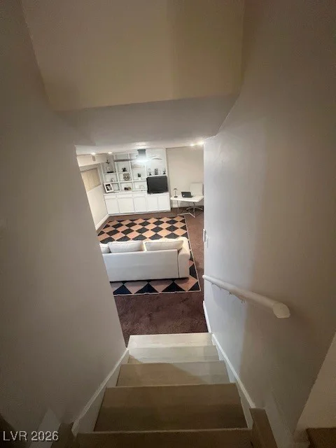 6213 Fairwood, Las Vegas, NV 89107
