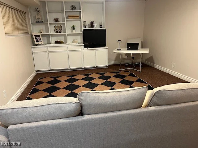 6213 Fairwood, Las Vegas, NV 89107