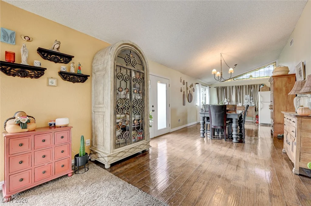 2989 Santa Margarita, Las Vegas, NV 89146