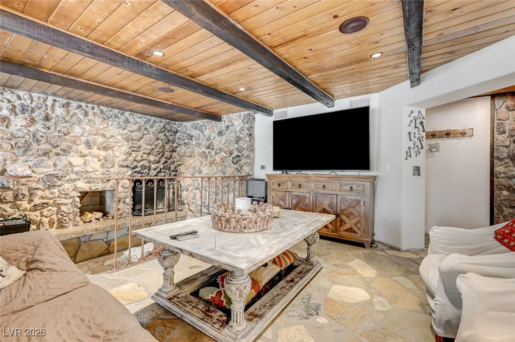 2989 Santa Margarita, Las Vegas, NV 89146