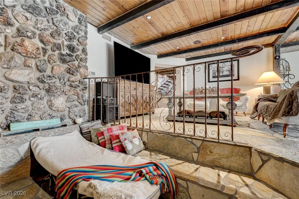 2989 Santa Margarita, Las Vegas, NV 89146