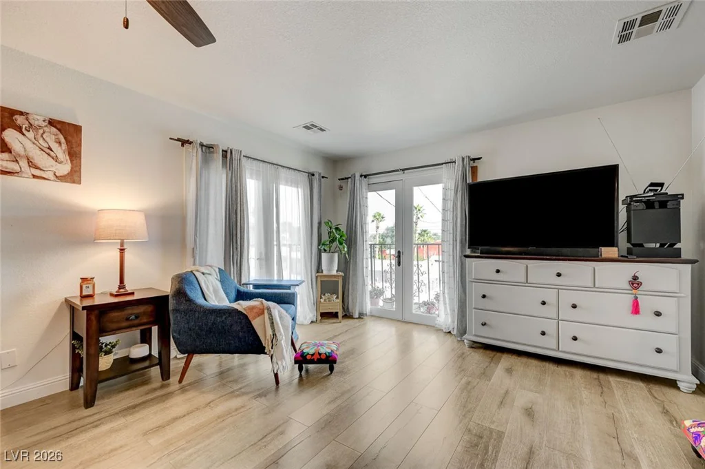 2989 Santa Margarita, Las Vegas, NV 89146