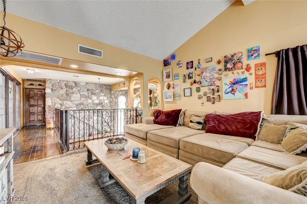 2989 Santa Margarita, Las Vegas, NV 89146