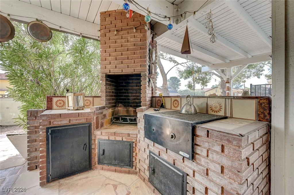 2989 Santa Margarita, Las Vegas, NV 89146