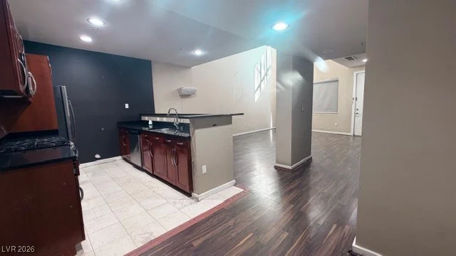 4535 Dean Martin, Las Vegas, NV 89103