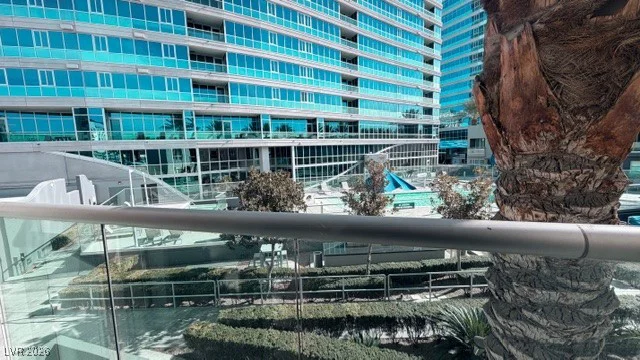 4535 Dean Martin, Las Vegas, NV 89103