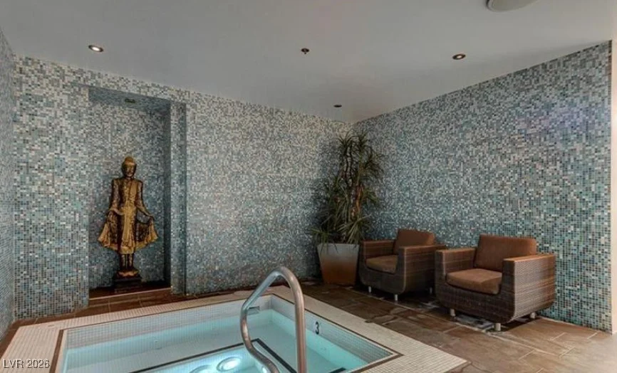 4535 Dean Martin, Las Vegas, NV 89103