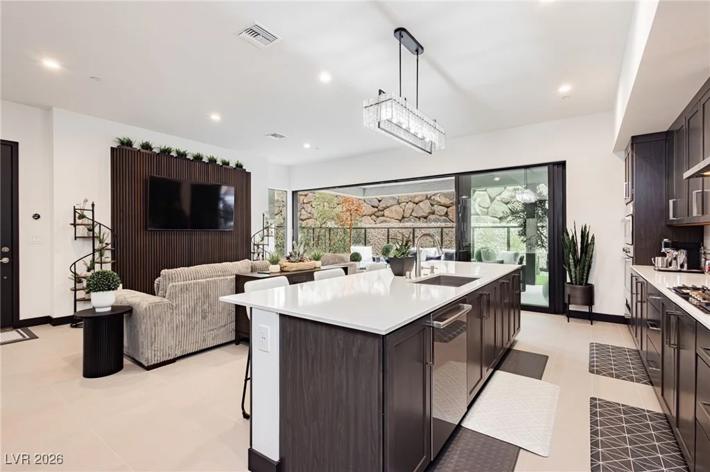 13 Promenade Isle, Henderson, NV 89011