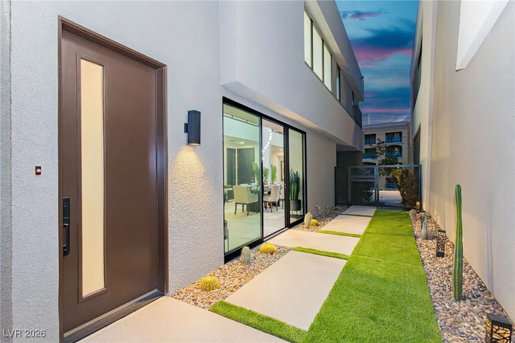 13 Promenade Isle, Henderson, NV 89011