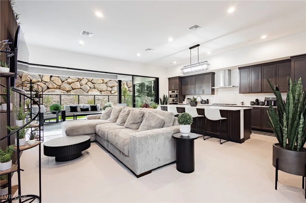 13 Promenade Isle, Henderson, NV 89011